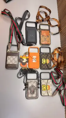 Anahtarlıklı kartlık telefon kılıfı