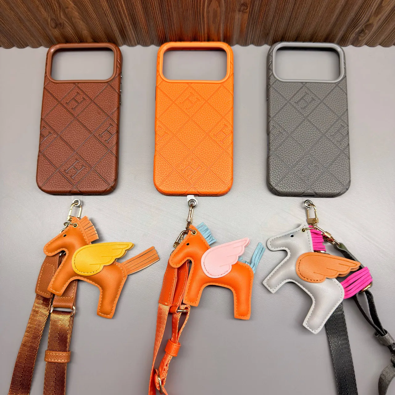 Anahtarlıklı telefon kılıfı 7