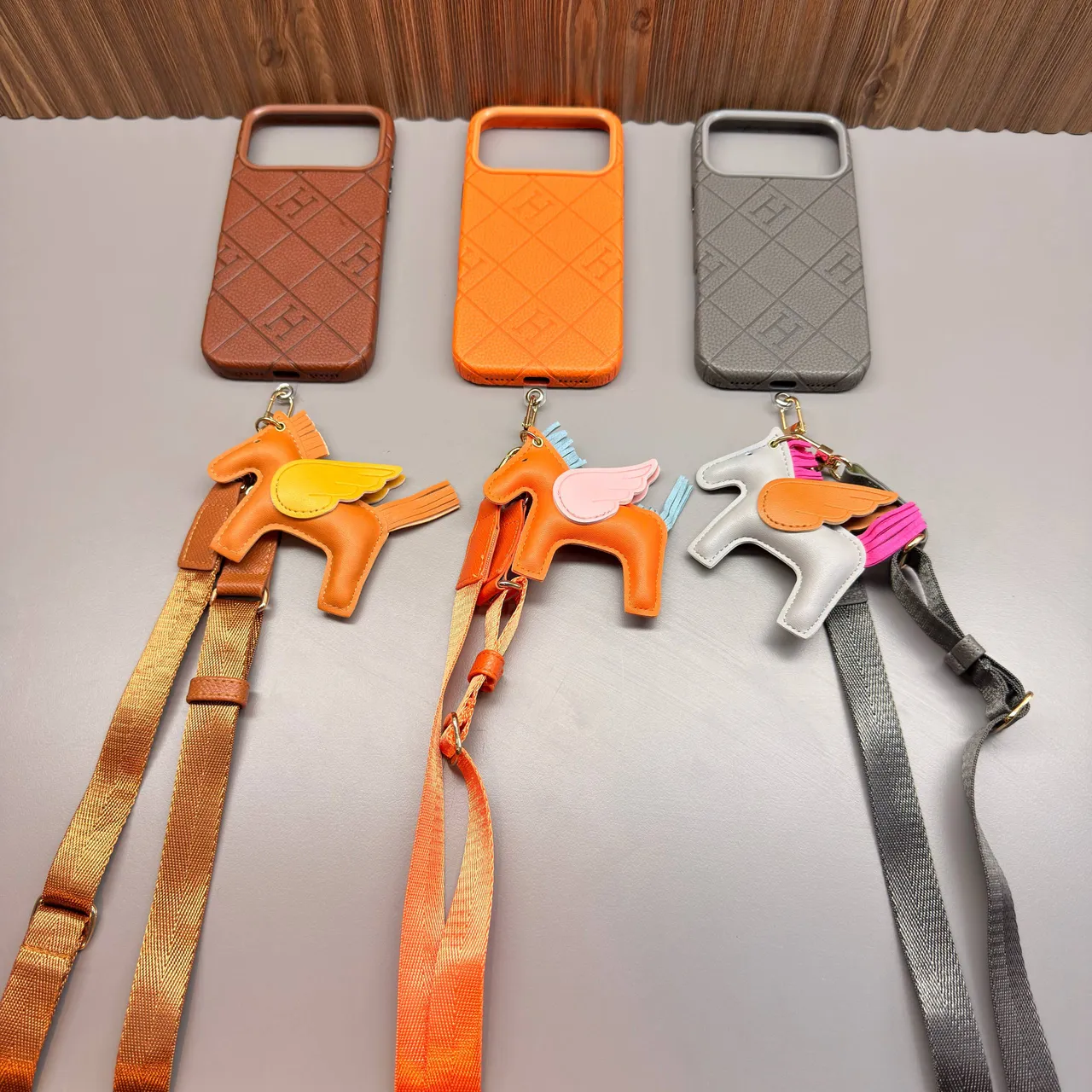 Anahtarlıklı telefon kılıfı 9
