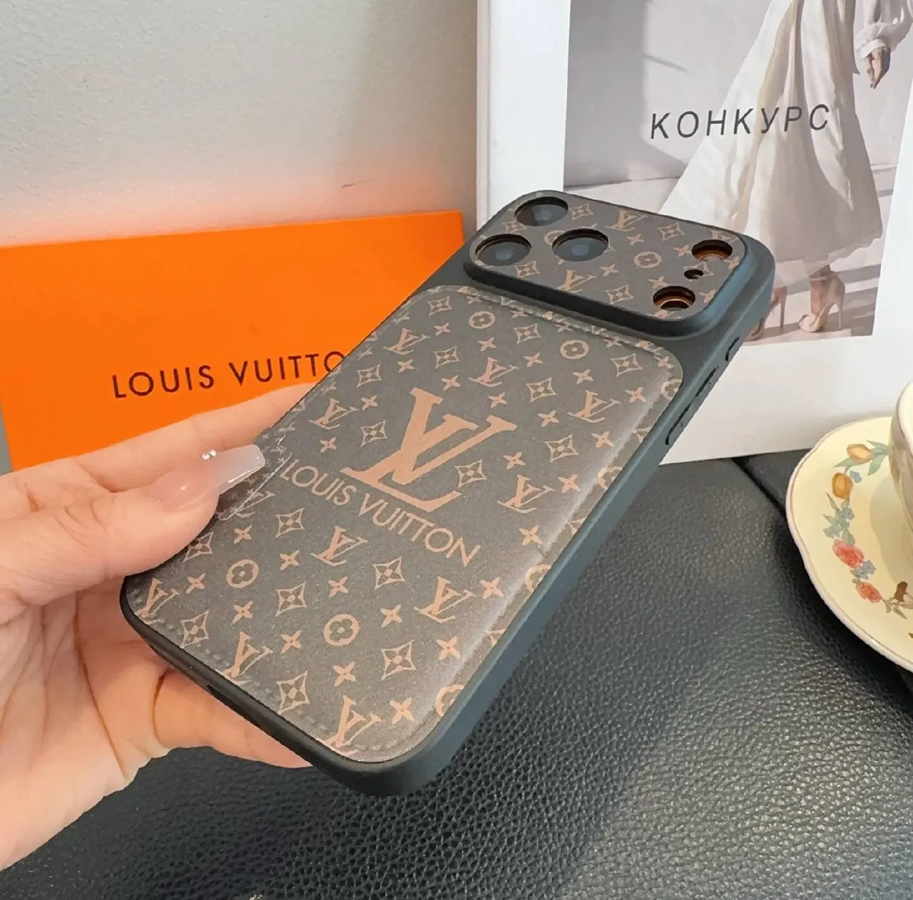 Anahtarlıklı kartlıklı telefon kılıfı 8