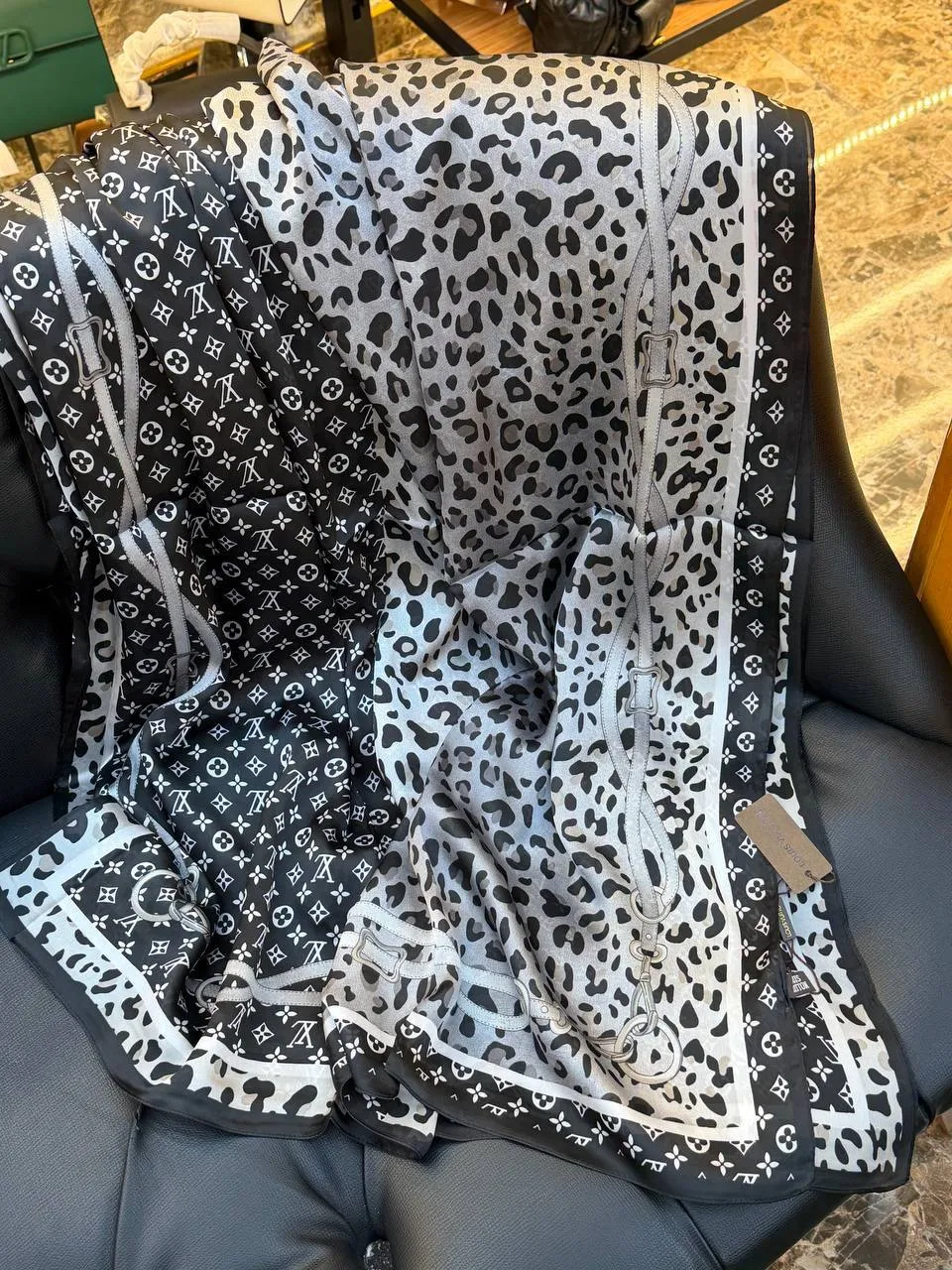 Louis Vuitton şal 4