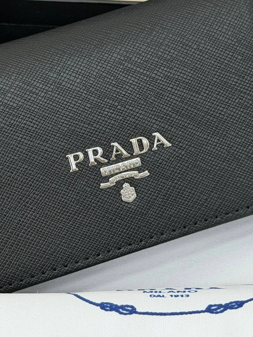 Prada cüzdan 2