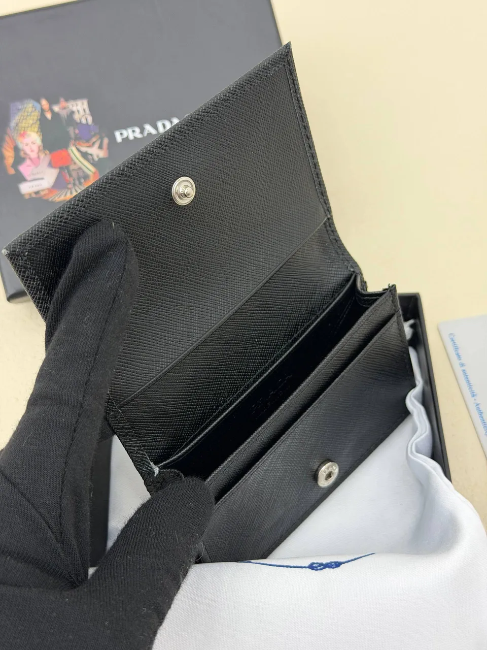 Prada cüzdan 4
