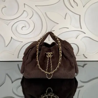 Chanel 25 küçük çanta